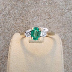Emerald & Diamond Ring